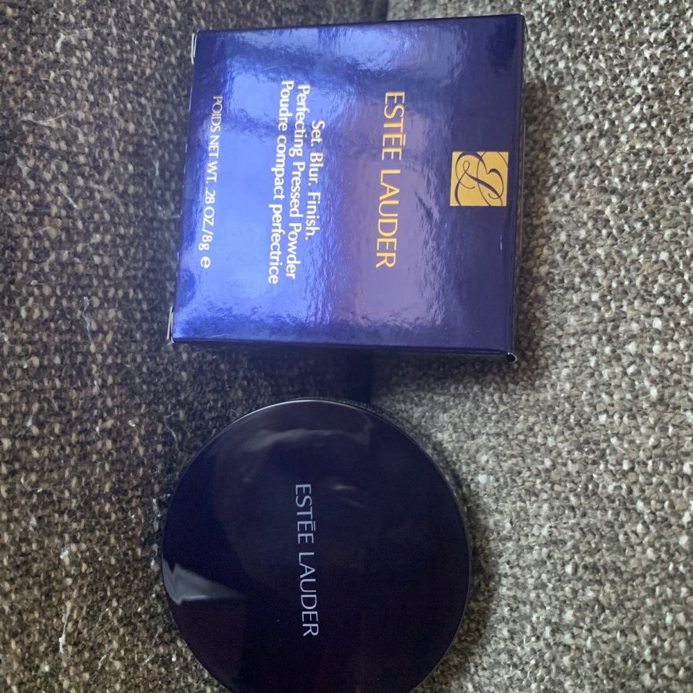 Estee Lauder Set. Blur. Finish. Perfecting Pressed